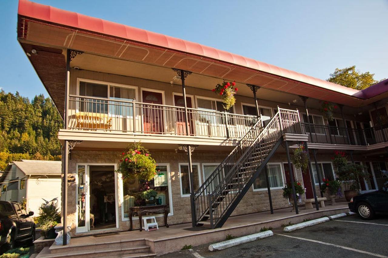 The Classic Horseshoe Bay Motel เวสต์แวนคูเวอร์ ภายนอก รูปภาพ